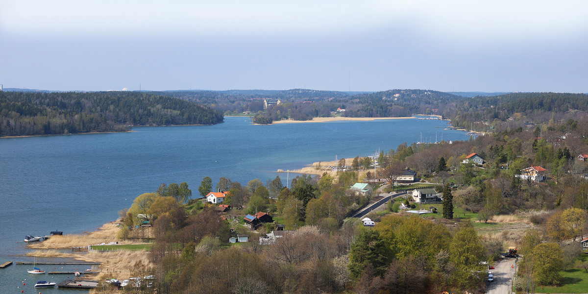 Vy över Östra Tyresö från Klövbergets naturreservat.