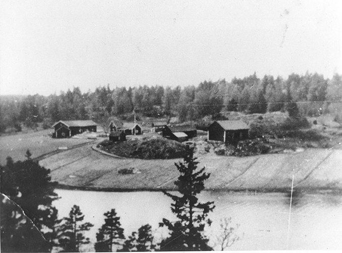 Vy över Rundmars gård på 1930-talet.