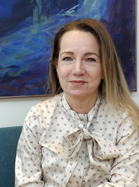 Porträttbild av Anita Mattsson (S), kommunstyrelsens ordförande